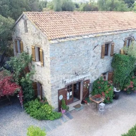 U Granu Di Bellezza Casta