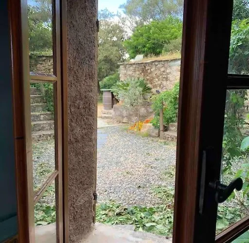 U Granu Di Bellezza Casta